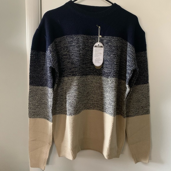 Men's Casual Knit Sweater - Picture 4 of 5